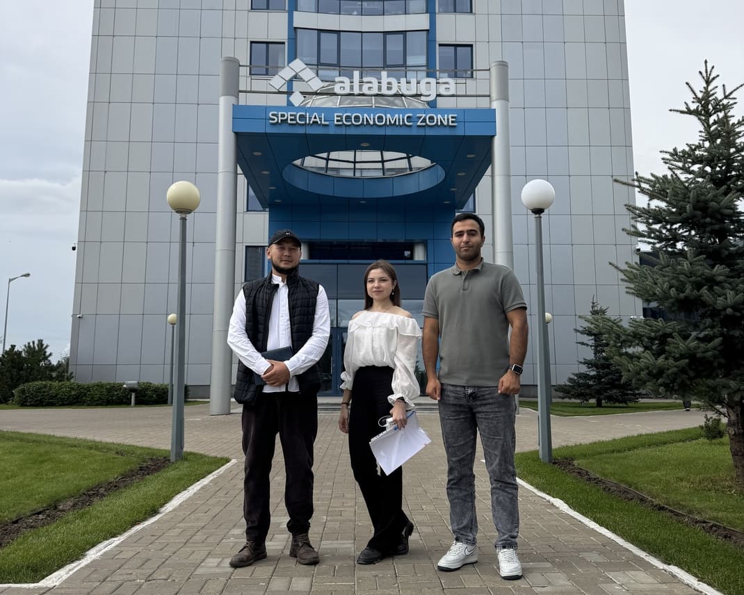 «Это уникальная возможность для молодежи»: партнеры «Алабуга Старт» из Казахстана посетили особую экономическую зону