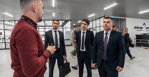 ОЭЗ «Алабуга» посетили представители Молодежного общества студентов Таджикистана
