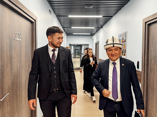 Представители вузов Кыргызстана посетили особую экономическую зону «Алабуга»