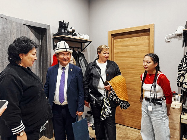 Представители вузов Кыргызстана посетили особую экономическую зону «Алабуга»