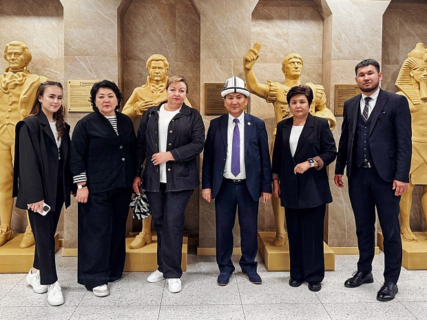 Представители вузов Кыргызстана посетили особую экономическую зону «Алабуга»